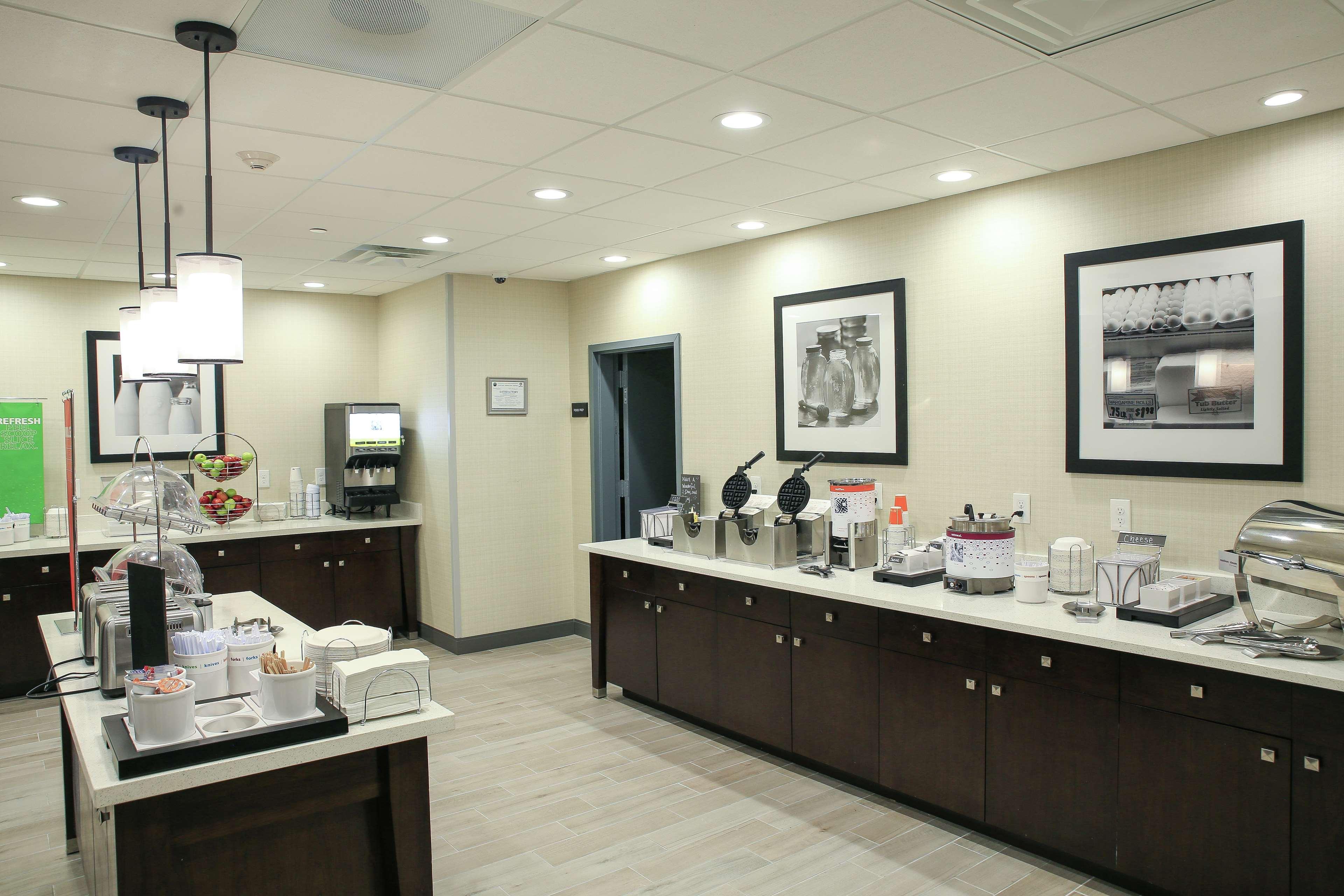 Hampton Inn & Suites Mount Laurel/Moorestown Εξωτερικό φωτογραφία