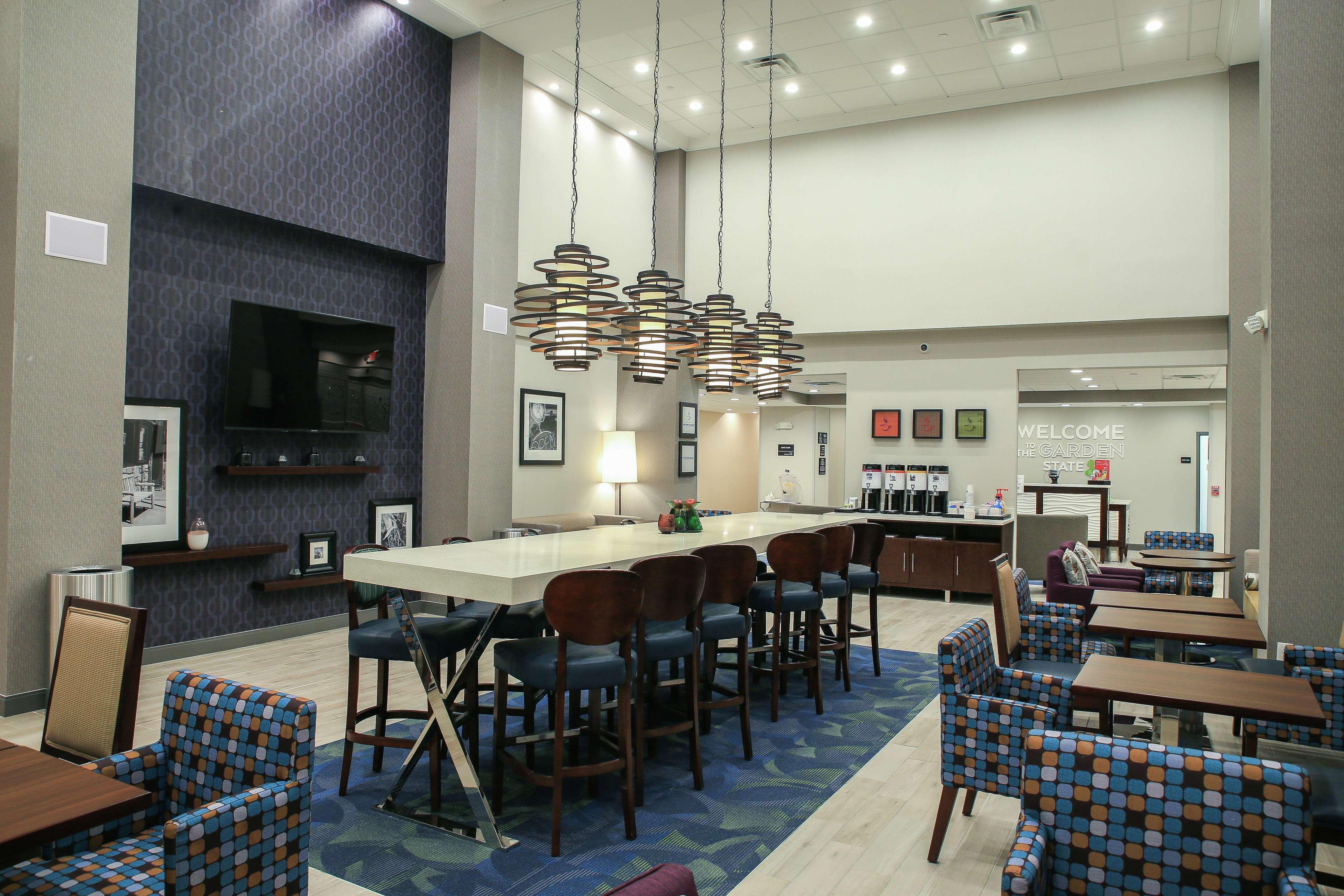 Hampton Inn & Suites Mount Laurel/Moorestown Εξωτερικό φωτογραφία