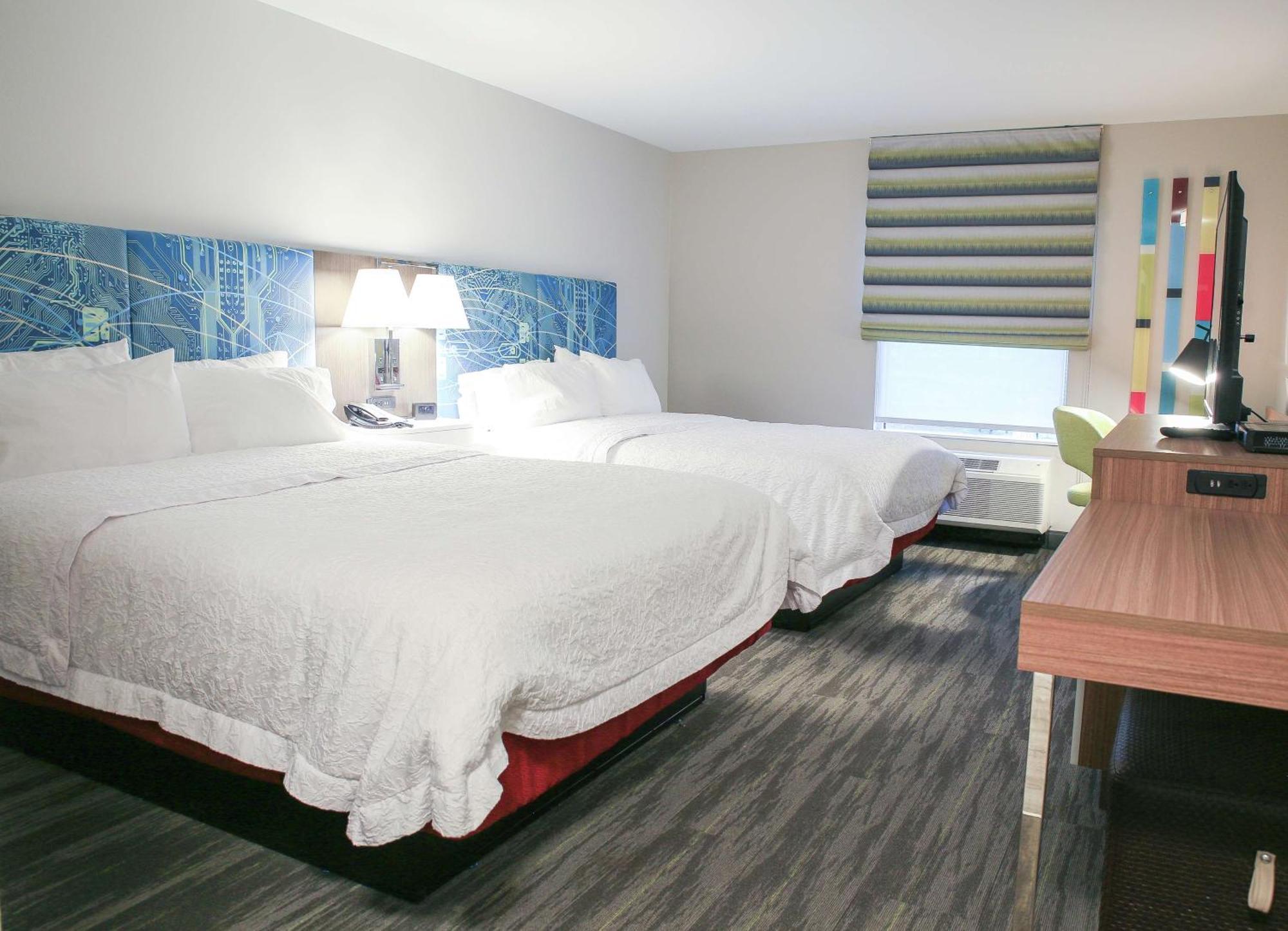 Hampton Inn & Suites Mount Laurel/Moorestown Εξωτερικό φωτογραφία